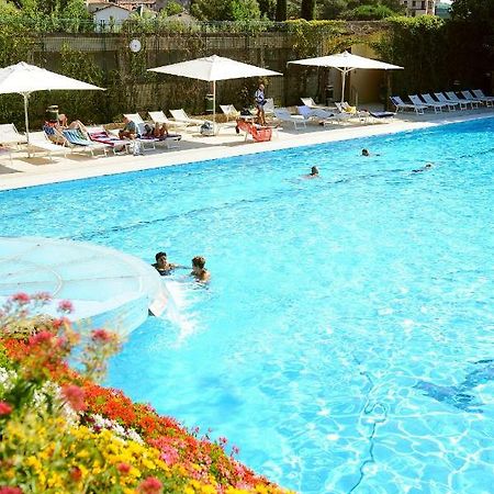 Parco Delle Piscine Hotel Sarteano Kültér fotó